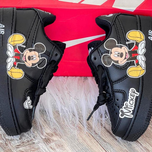 Tenis infantiles de Mickey Mouse negro
