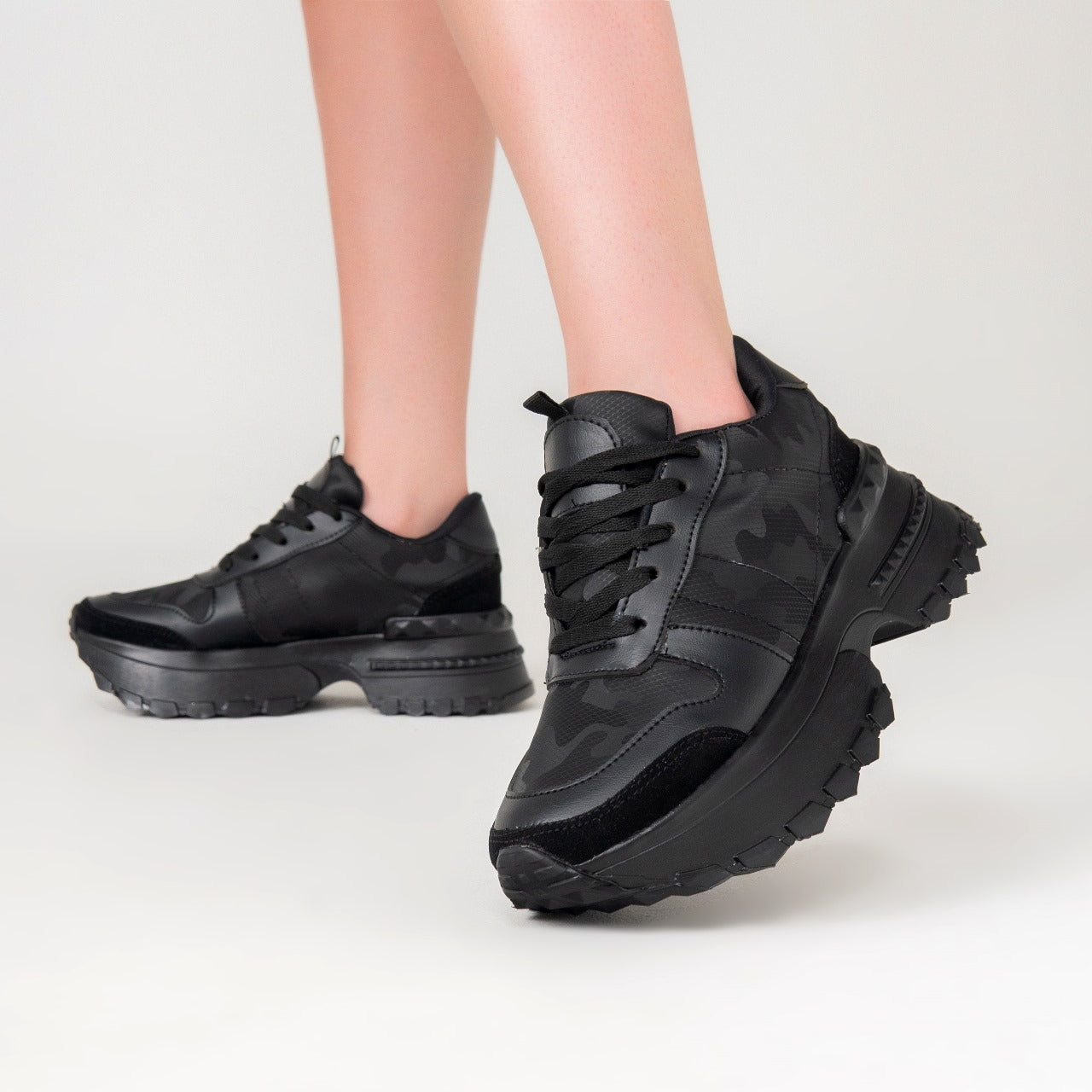 TENIS MILITAR